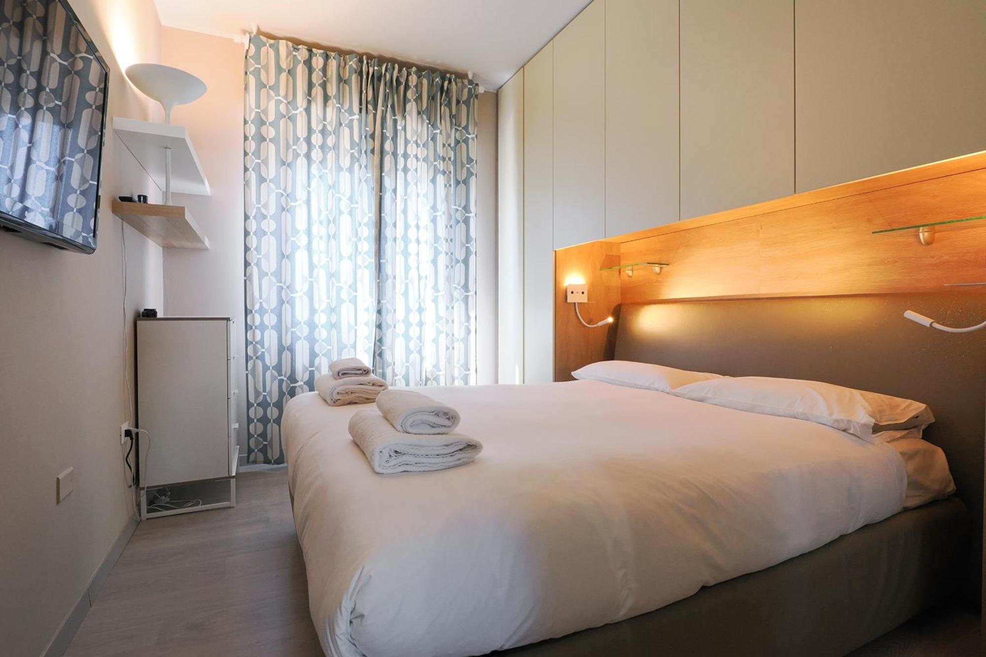 Mila Apartments Venosa Милан Экстерьер фото